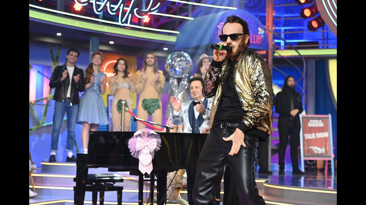Hanno rubato la motoretta a Cesare Cremonini - GialappaShow St.6