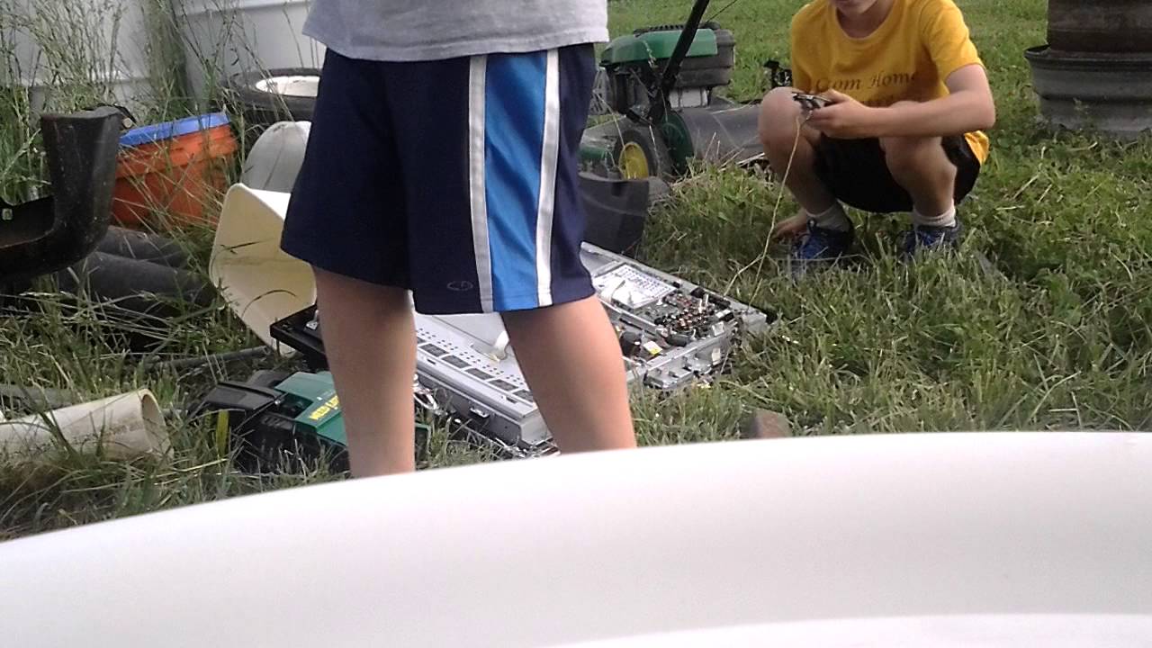How to smash a TV (Like a boss)