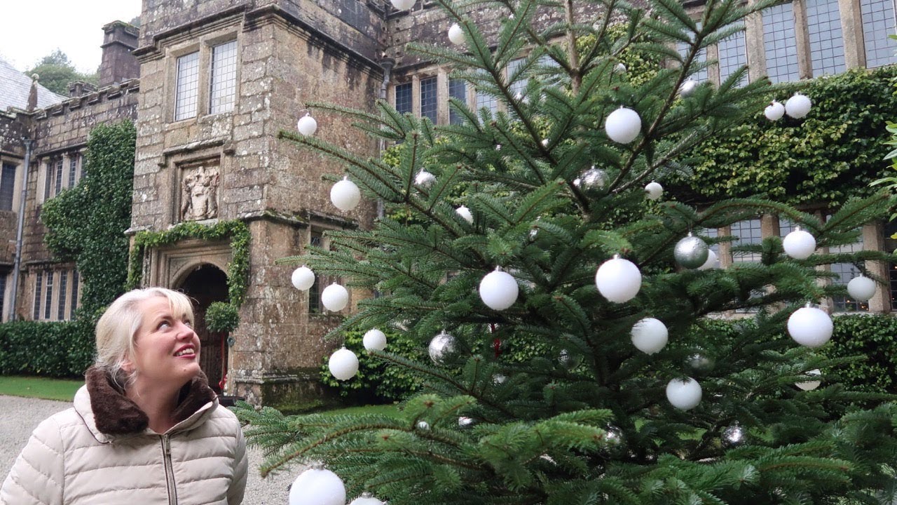 CORNISH CHRISTMAS - Victorian Christmas at Lanhydrock House, Bodmin (National Trust)