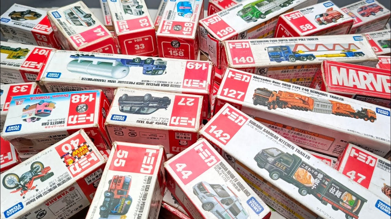 トミカミニカーが箱に盛り沢山!収納するよ。トミカのベストコレクションを動画でまとめました! -