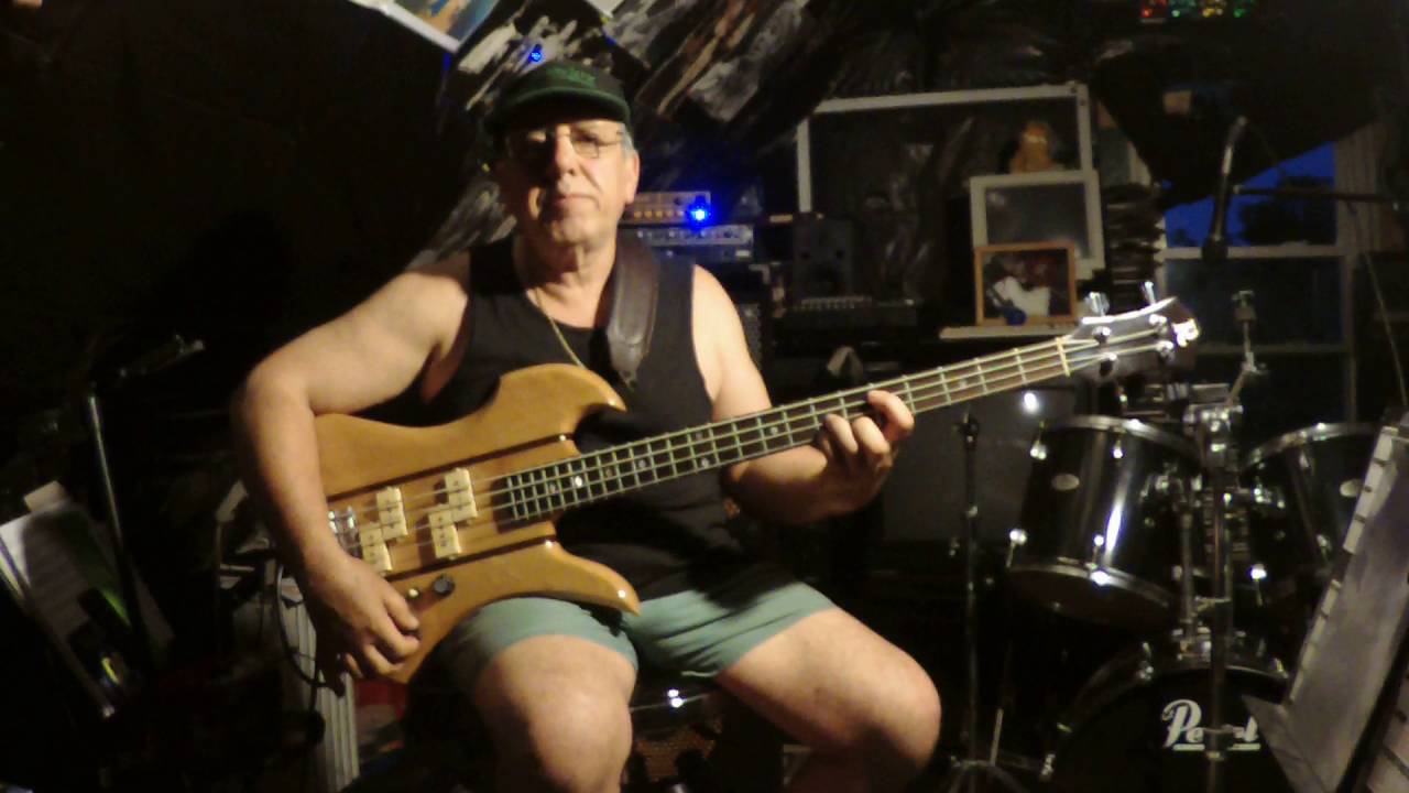 BC Rich classic Mocking Bird Review.