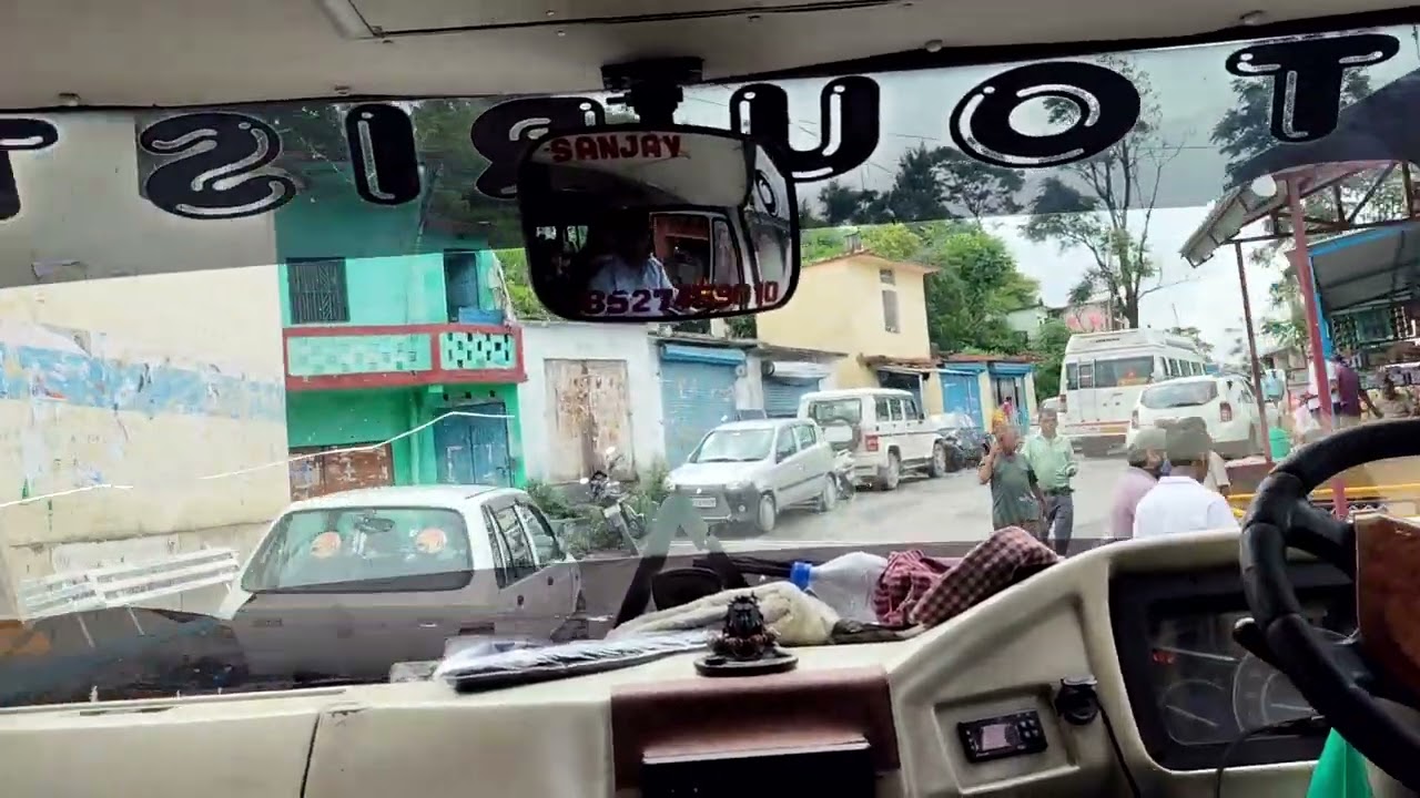 Trip Delhi To Uttarakhand Video 30.......... Reached Okhla Khaal Market. 