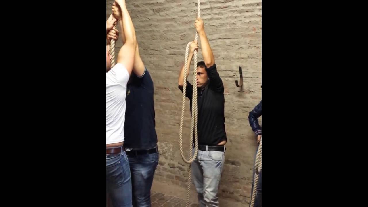 Campane a concerto alla Veronese nel campanile di Revere
