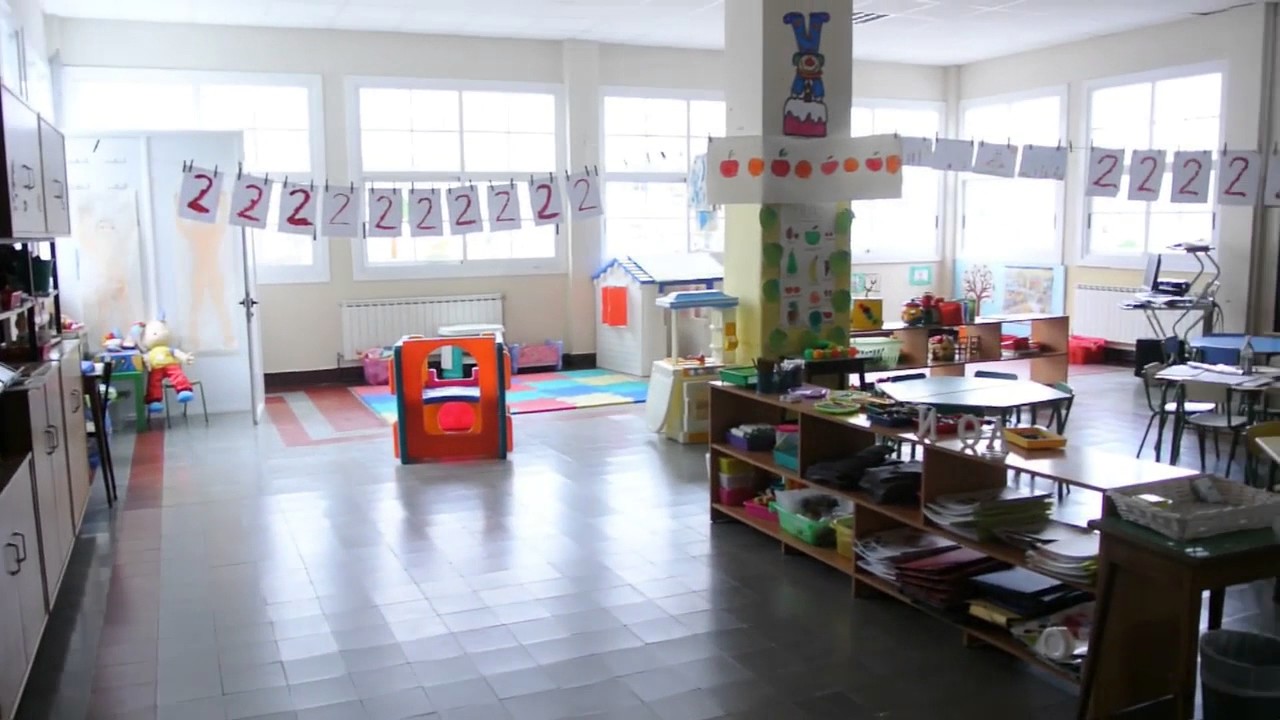 VIAJE POR EL COLEGIO 1