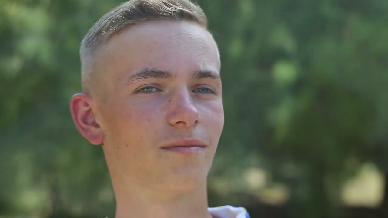 Maică mâna îți sărut- Lăcrămioară Ion (Cover) Valentin Butucel