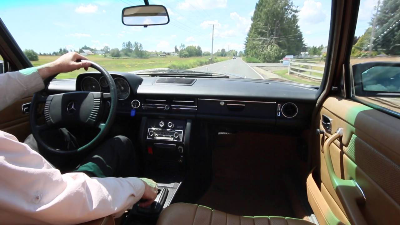 1976 Mercedes W115 240D Road Test:  Why Does it Handle Sooooo Well?