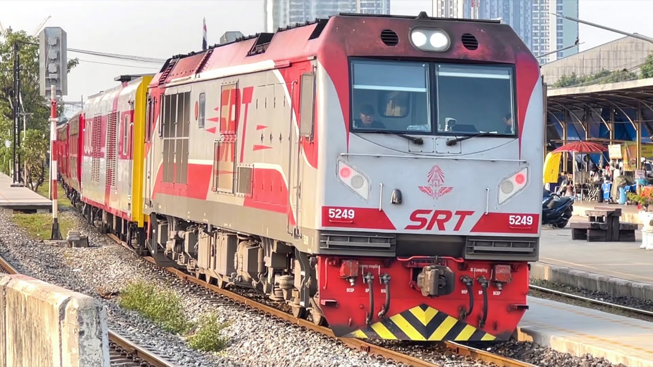 SRT. #รถไฟไปบุรีรัมย์!? ชุมทางบางซื่อยามเช้ากับรถพิเศษไปบุรีรัมย์ทั้ง KiHa183/182 และ Royal Blossom
