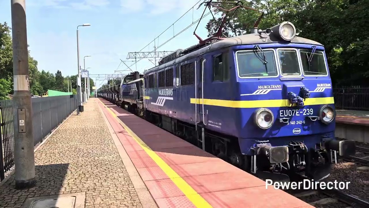 TOWAROWE SAMOWYŁADOWCZE SKŁADY