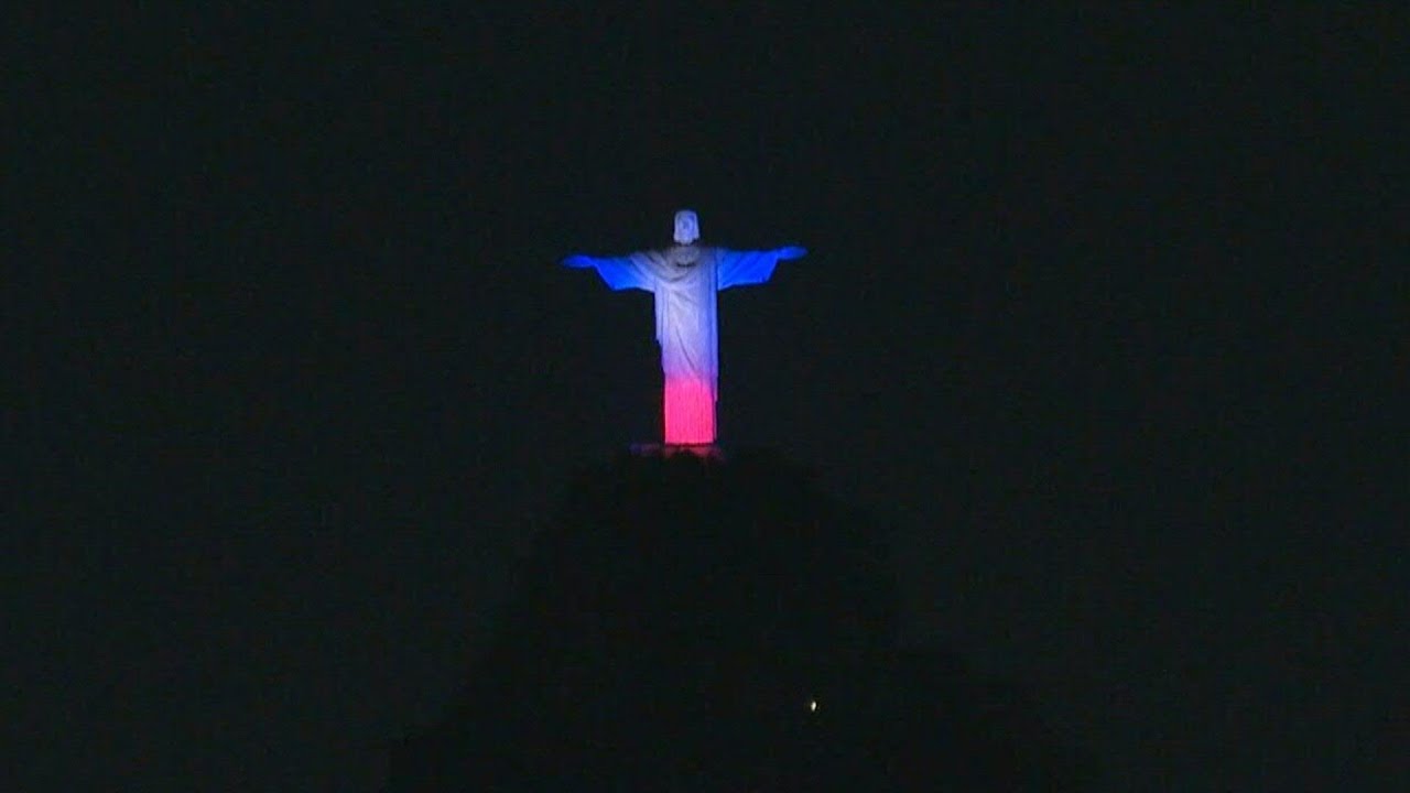 Christ the Redeemer statue lights up to pay tribute to Queen Elizabeth II | AFP