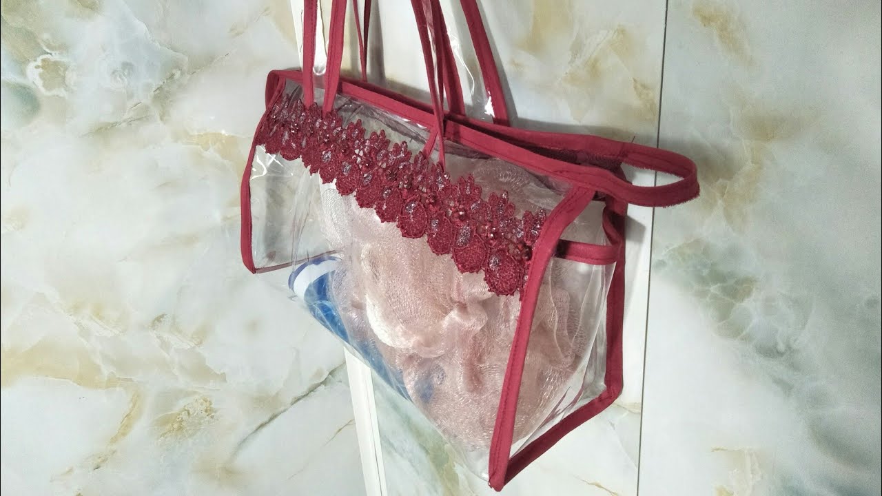 خياطة تروسو او شنطة بالبلاستيك شفاف لحمل اغراض الحمام وطابي بالسكاي