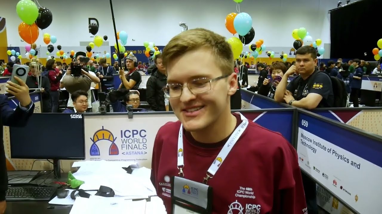 Интервью после финала чемпионата мира ICPC 2024 года с Эндрю Хе (ecnerwala)