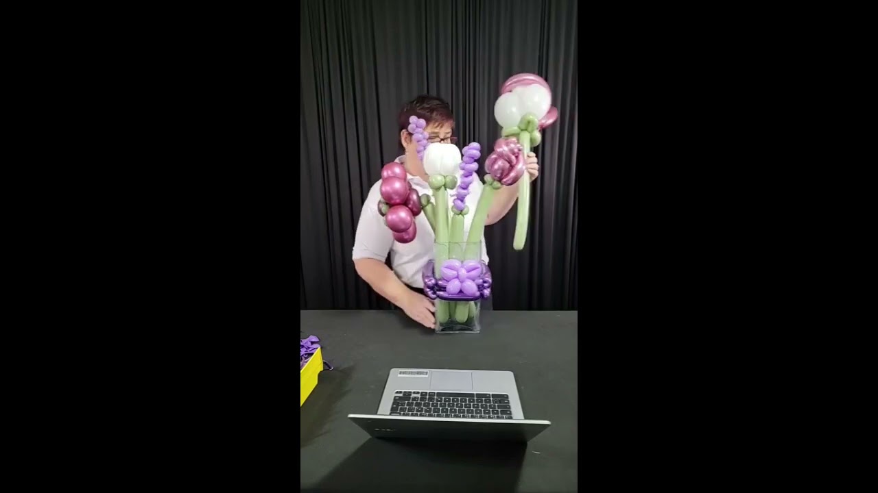 Twisted Flowers Facebook Live Replay!  Learn 6 Unique Designs!