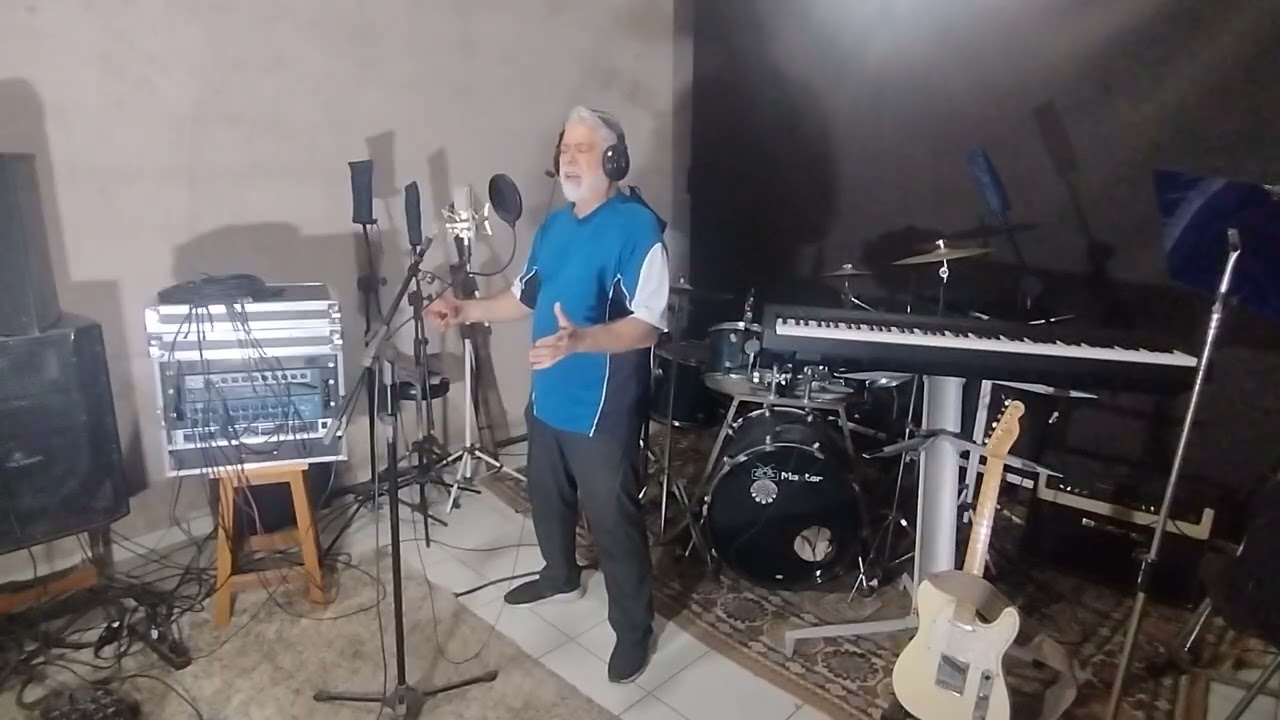 Wagner Martins cantor vers&aacute;til cover Andr&eacute;a Bocelli 