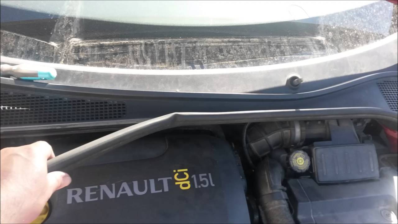 Renault Clio 3:  Limpieza de desagues/Clean drains