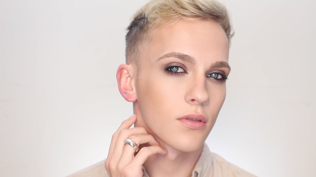 Guyliner Three Ways :: JonathanCurtisOnYT