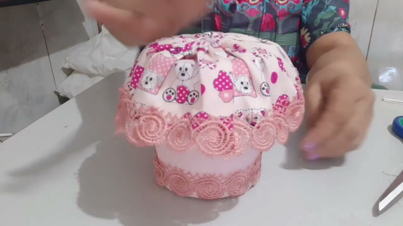 boneca porta treco na lata de leite