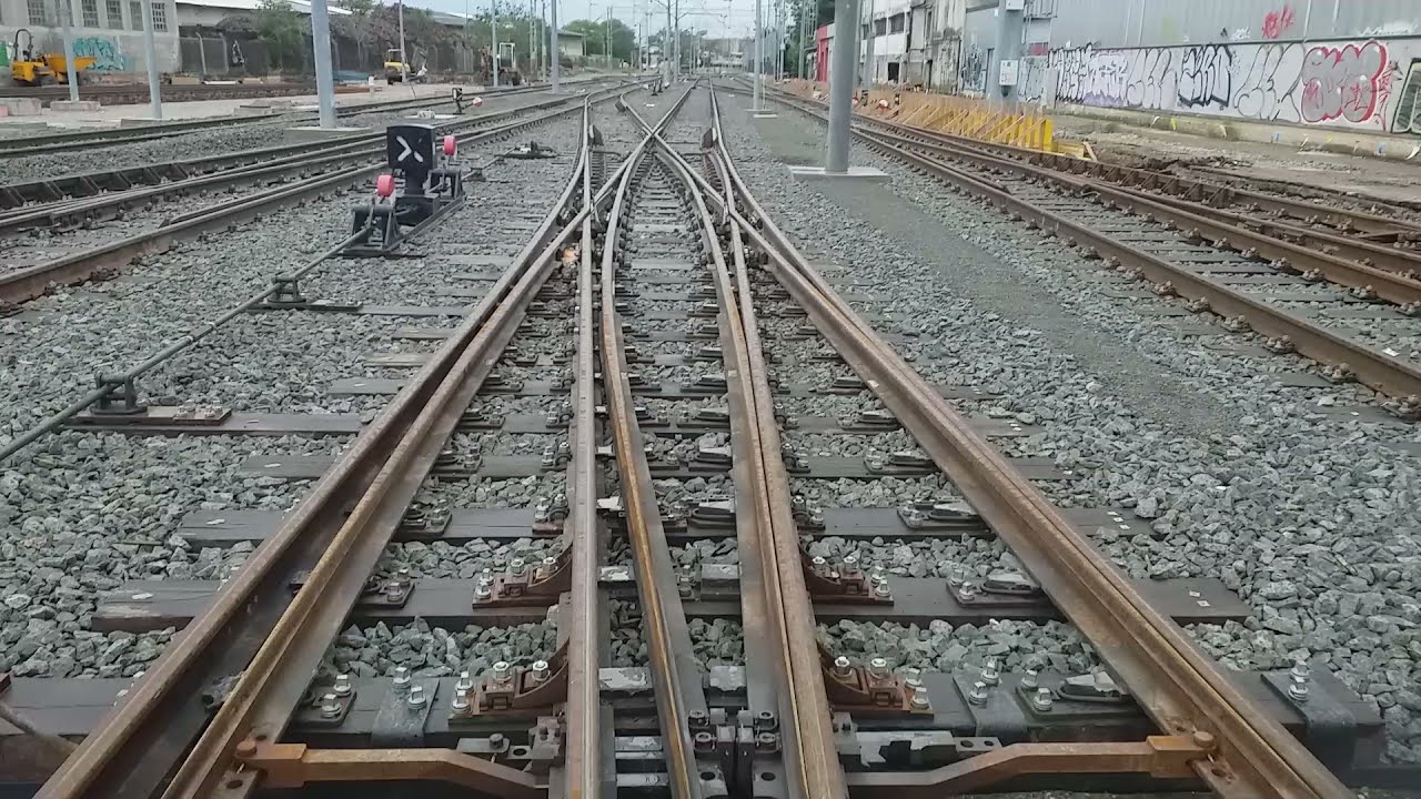 Double Slip Switch
