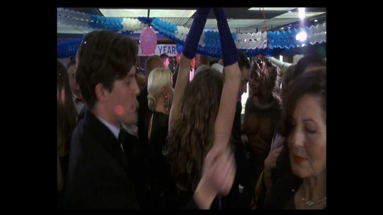 Nigel's dance: hugh grant bitter moon