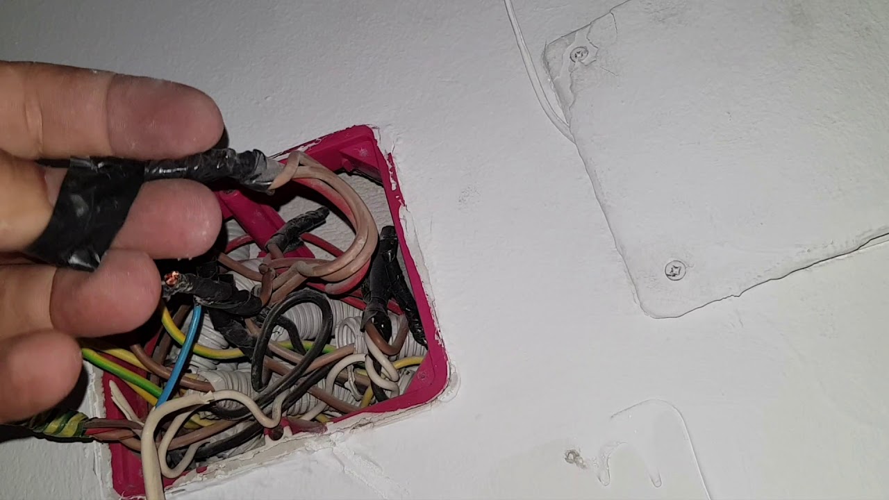 Cum sa calibrezi disjunctoarele in functie de circuite.Suport de curs pentru electro-patiseri.