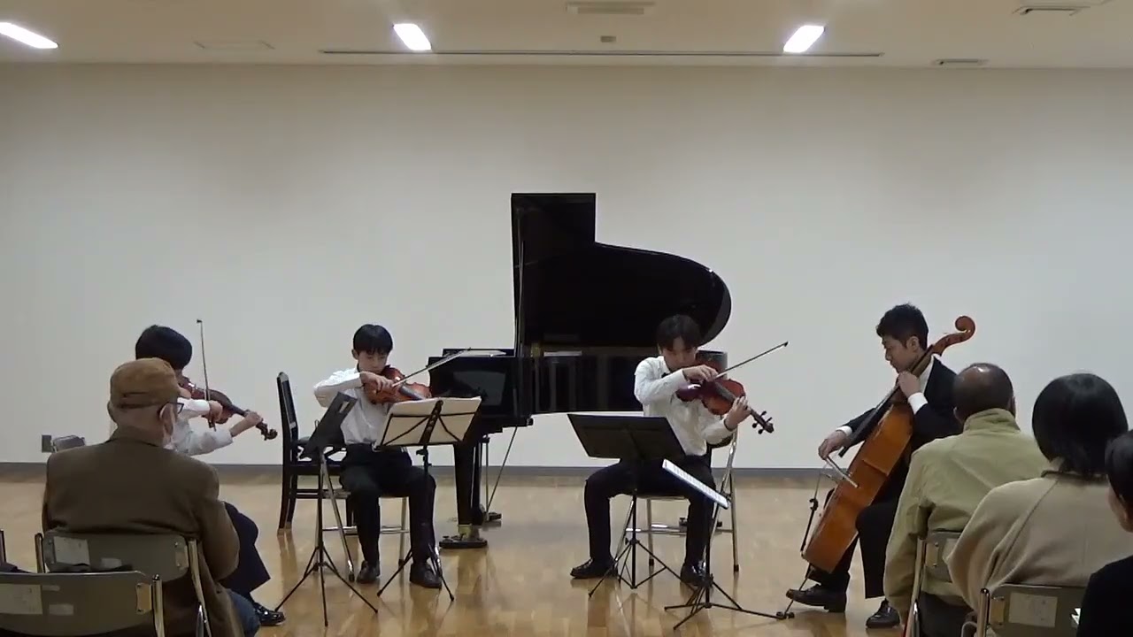古川隼佑（1st vn.)横山拓弓（2nd vn.)山中裕勝（vla.）原　力海（vc.）　第480回橿の木コンサート