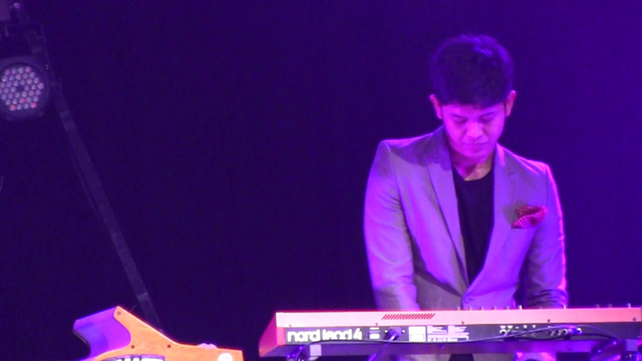 Maliq & D'essentials - Himalaya ~ Dia ~ Terdiam @ Java Sounds Fair 2014 [HD]
