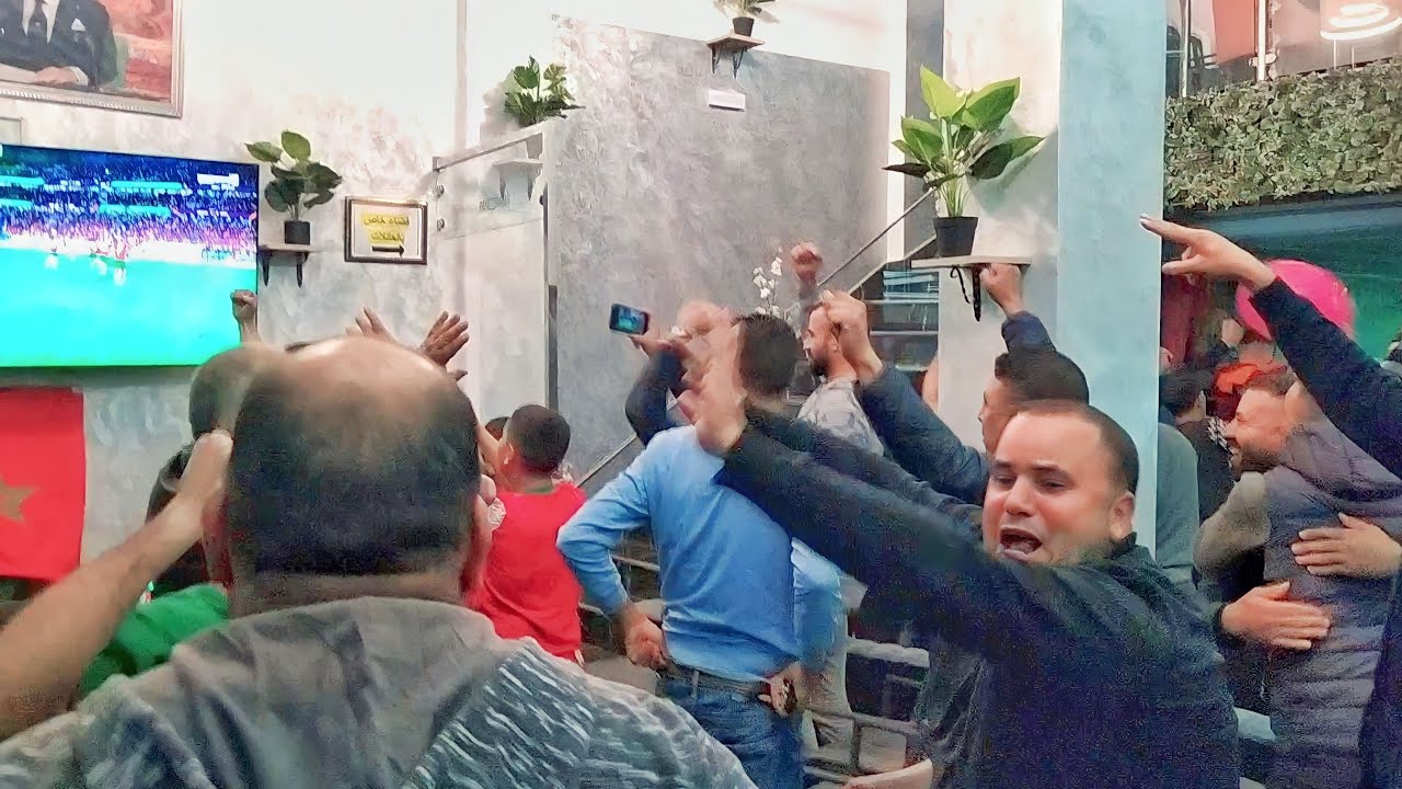 ضربات الجزاء المنتخب المغربي و المنتخب الإسباني من مقهى بانوراما ببركان أجواء هتشكوكية حماسية مرعبة