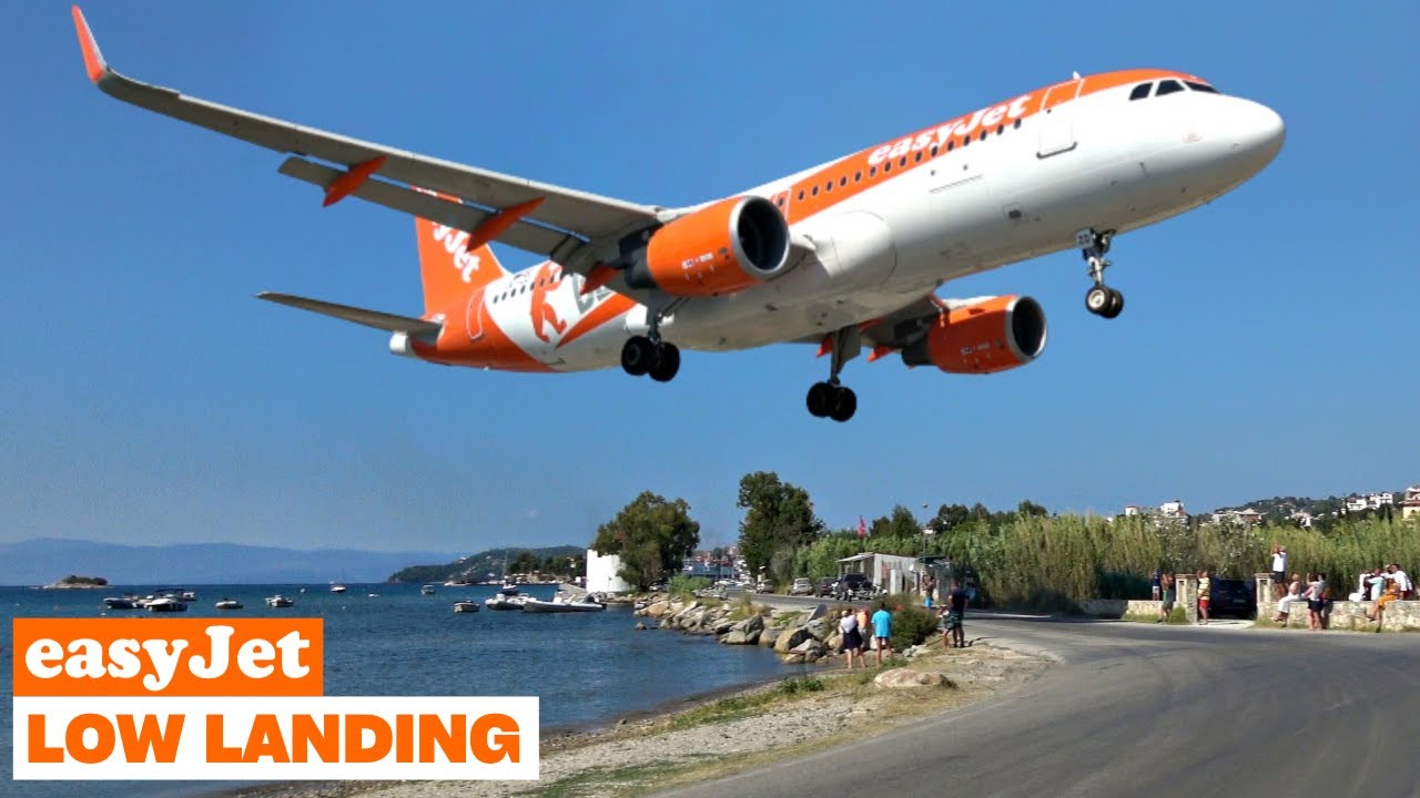 Easyjet Airbus A320 [BERLIN] Low Landing & Takeoff at Skiathos Airport | Q400 and 737 MAX 8 [4K]