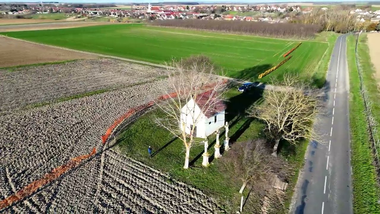 Újpetre, kápolna
