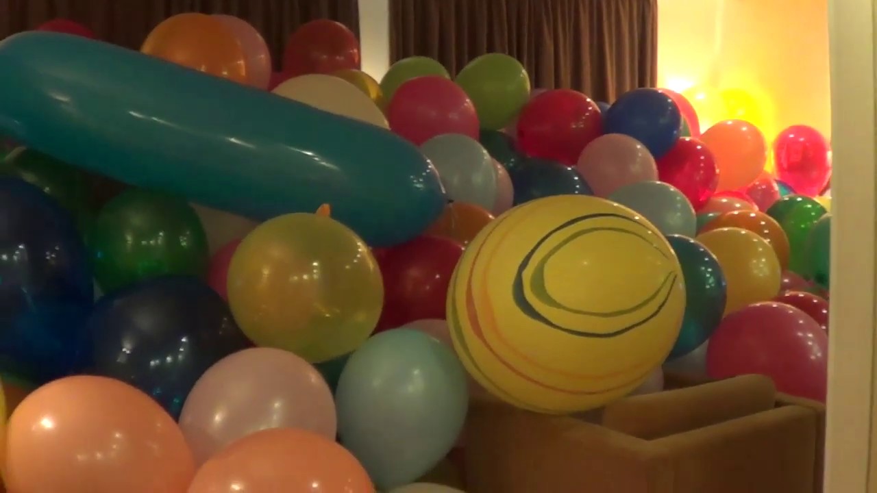 How to prepare a room for balloon party?