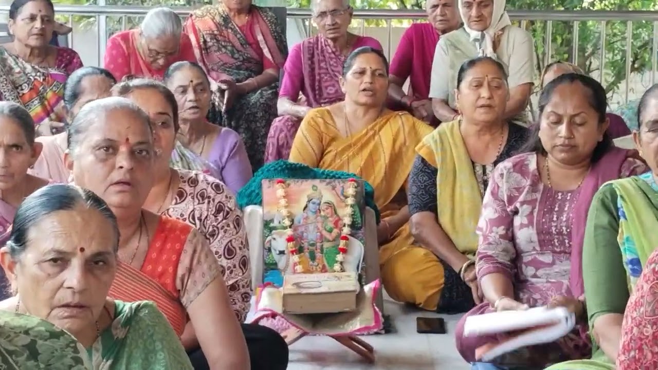 ભાવે ભાગવત લખે છે વેદવ્યાસજી