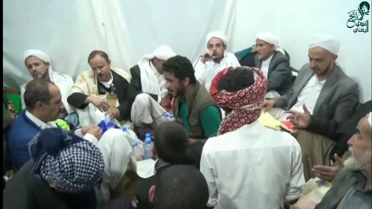 بسم الله نستفتح القول نبدأ / نشيد صوفي رائع - بصوت السيد سمير الشريف