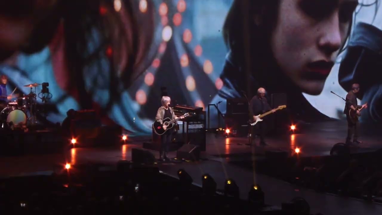No name par Indochine @ Bercy le 24 février 2026