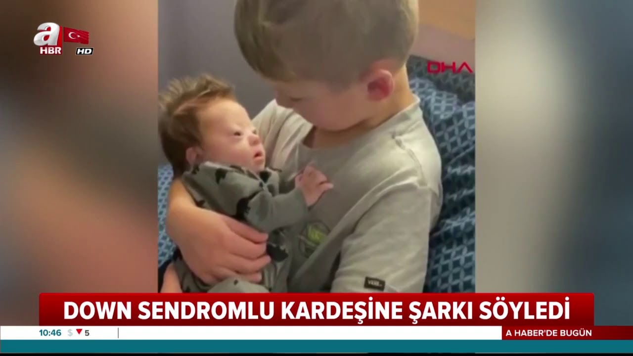Down Sendromlu Kardeşine Şarkı Söyledi! / A Haber | A Haber