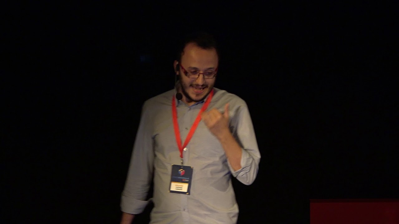Μαθήματα ζωής από έναν οίκο τελετών | Efthimis Savvakis | TEDxChania
