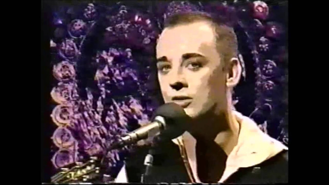 BOY GEORGE LIVE 1992 Little Red Rooster & Am I Losing Control Blue Radio