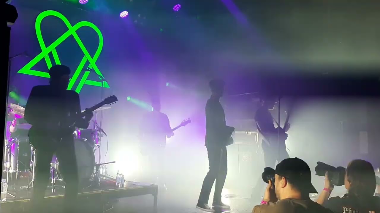 VV - Echolocate your love (Tavastia Helsinki 2023)