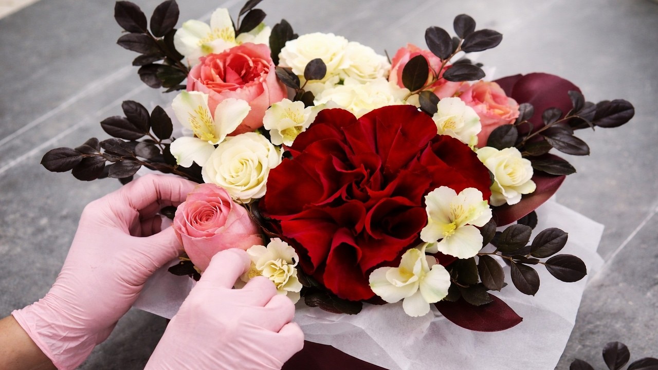 Маленькая цветочная композиция из цветов - как сделать? | Flower Box Tutorial