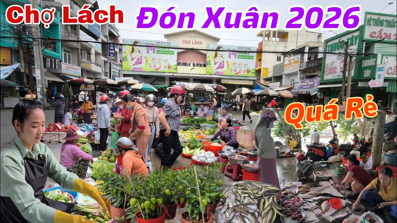 Chợ Lách những ngày cuối năm nhiều mặc hàng mới được tung ra, xuất hiện cá khủng người bán than ế