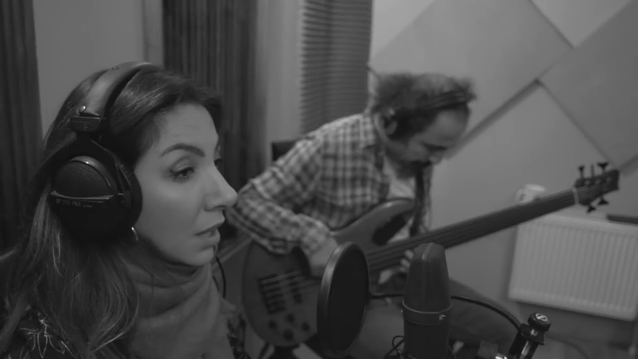 Meltem Yılmazkaya   Gide Gide Bir Söğüde Dayandım