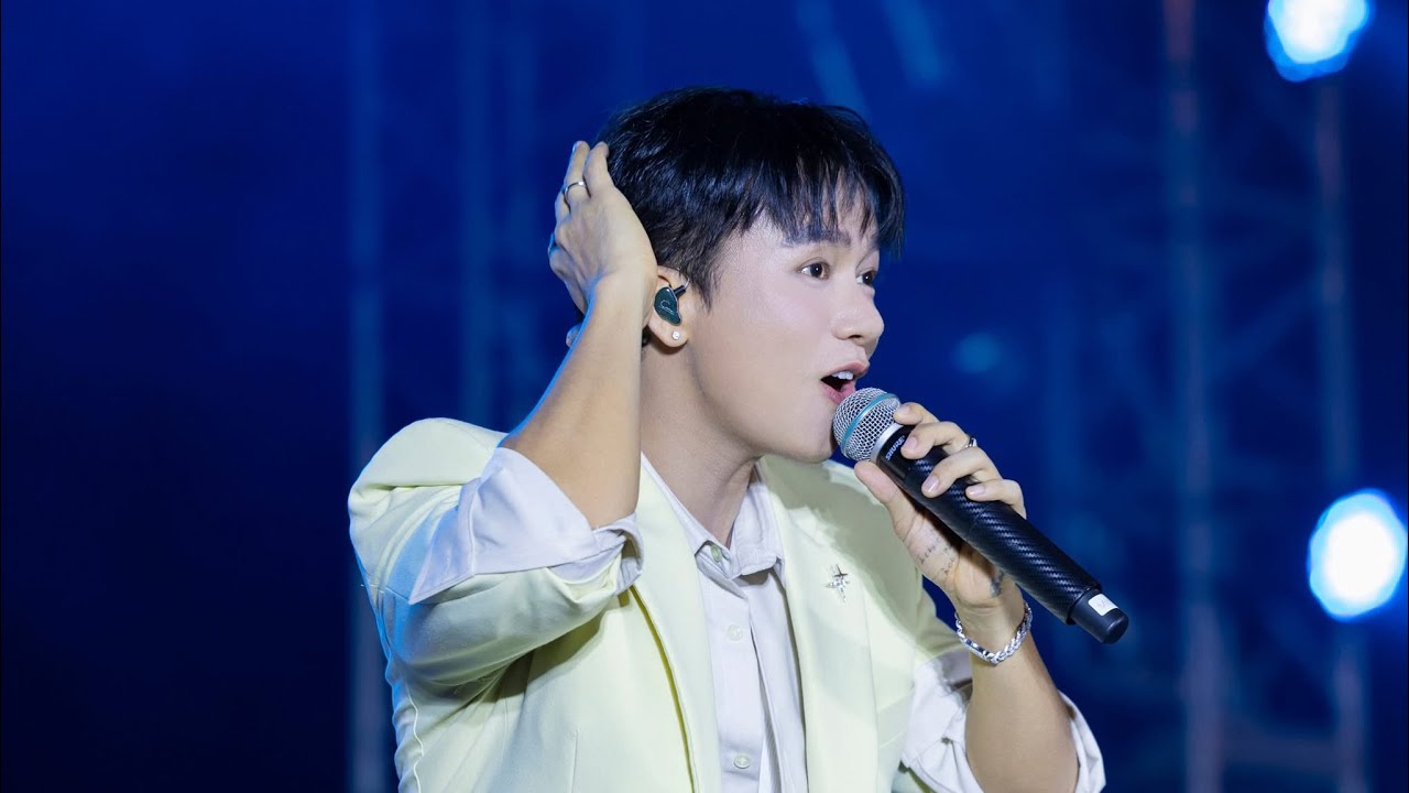 Tiến hay lùi - Bùi Công Nam (fancam) [Lễ hội Con đường Văn hoá Hàn Quốc 2025]