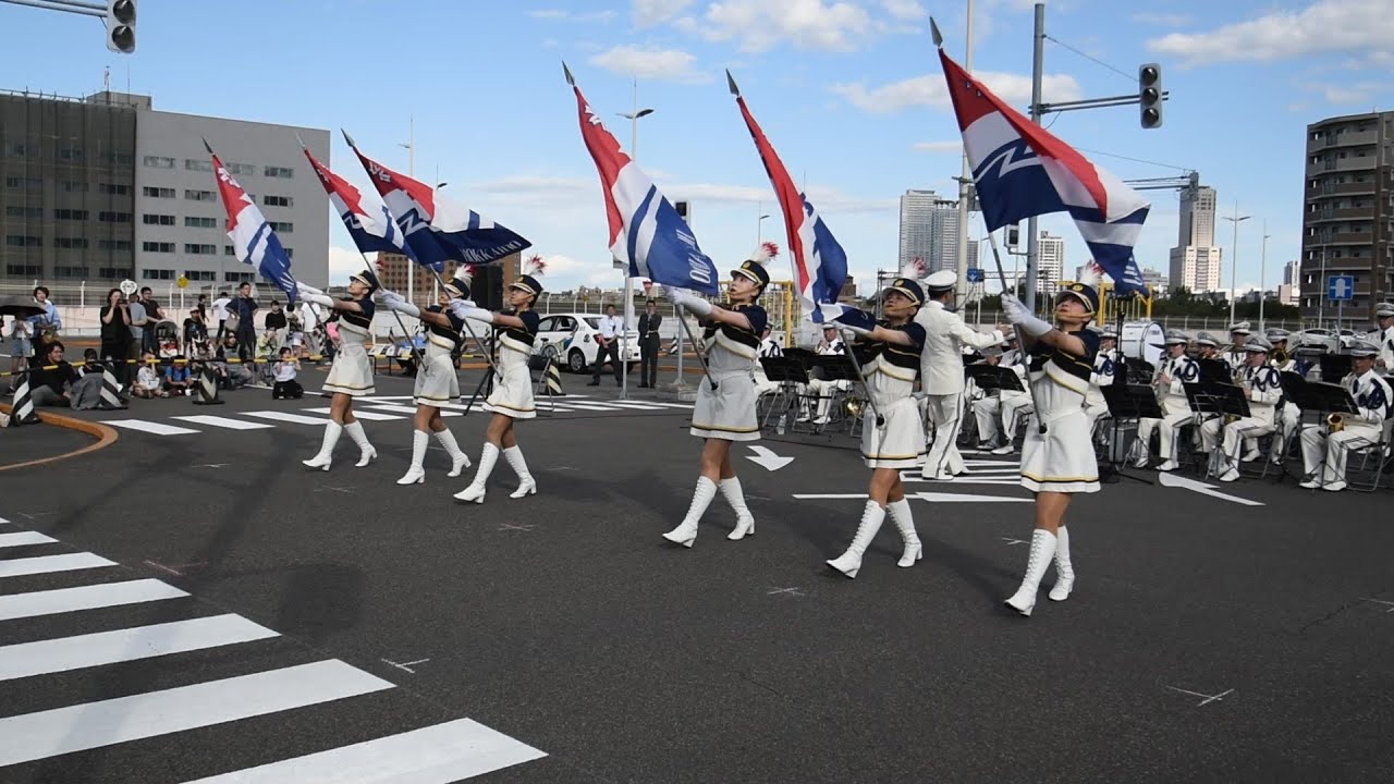 北海道警察音楽隊・カラーガード隊の演奏 観ませんか？ 札幌桑園自動車学校 秋の交通安全祭2025 2025-09-23撮影