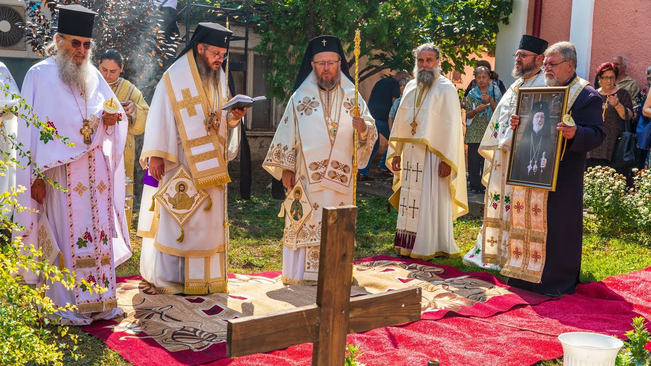 Св. Литургия и панихида в Силистра