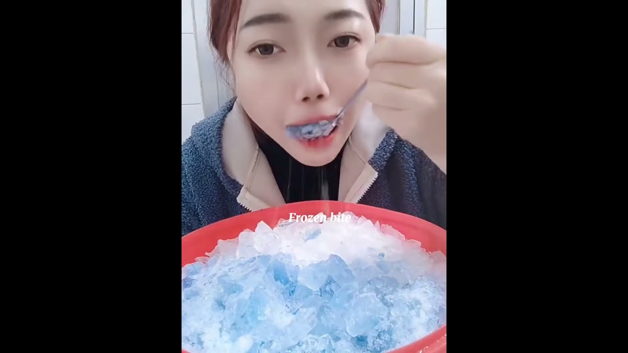 HARD ICE / CRUNCHY ICE / CRUSHED ICE EATING ASMR 