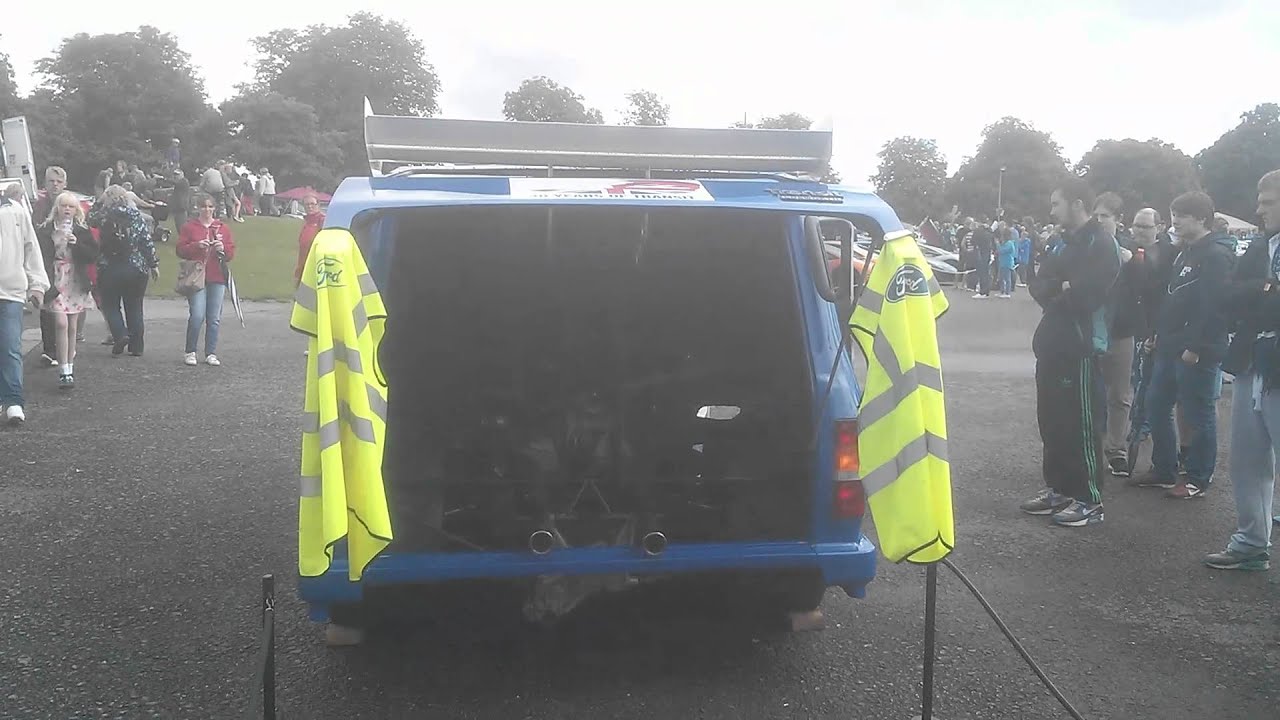 Ford Supervan 3 start-up