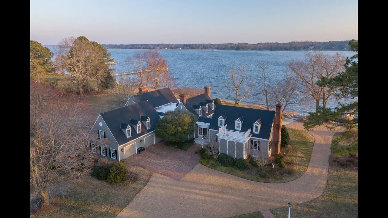 Exquisite Coastal Retreat in North, Virginia | Sotheby's International Realty