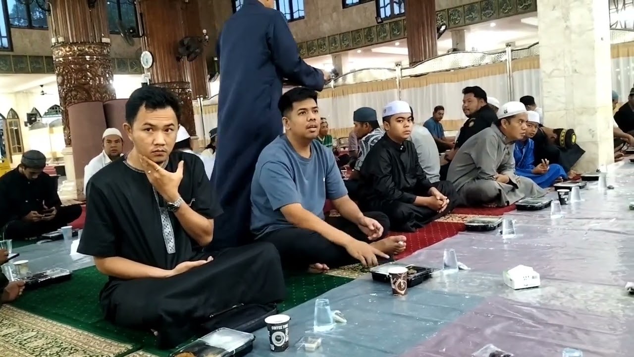 Buka Puasa Masjid At-Taqwa Binuang Kabupaten Tapin Provinsi Kalimantan Selatan (3)
