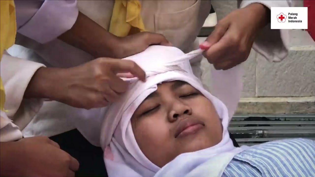 Simulasi Kesiapsiagaan Bencana Gempa Di SMKN 4 Jember