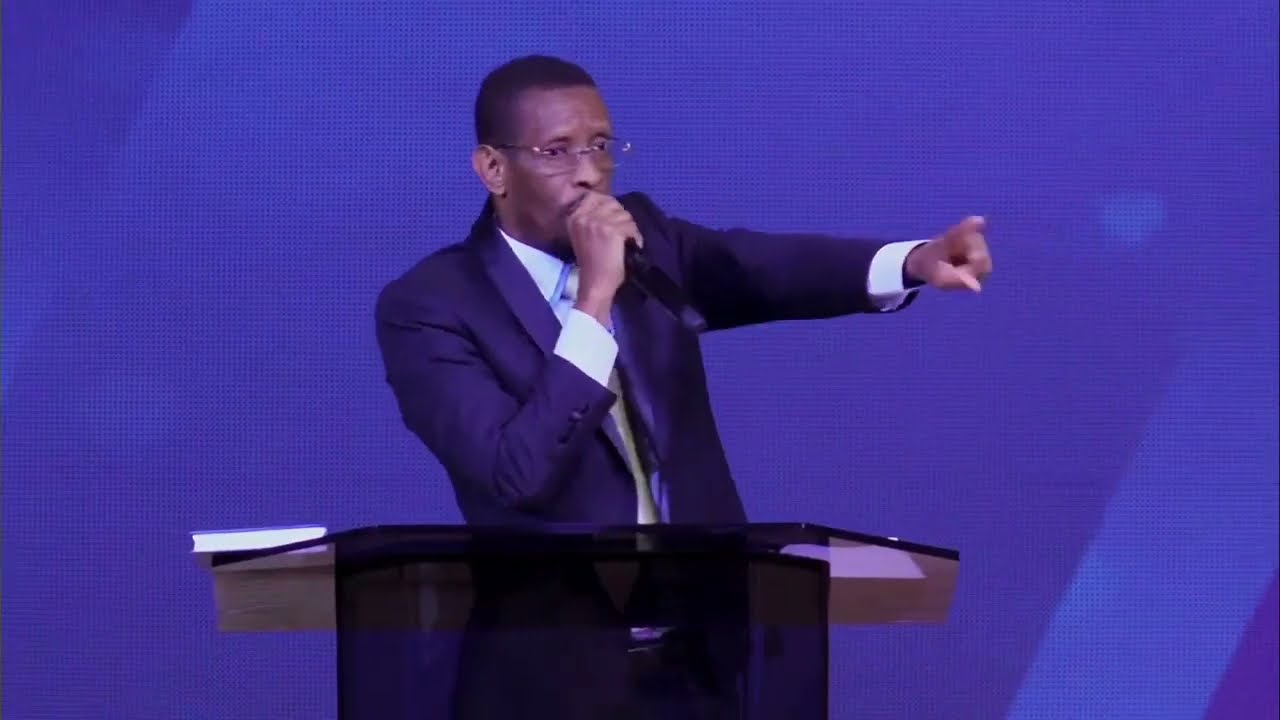 Nou Dwe Mache Dwat Nan Levanjil -- Pasteur Malory Laurent