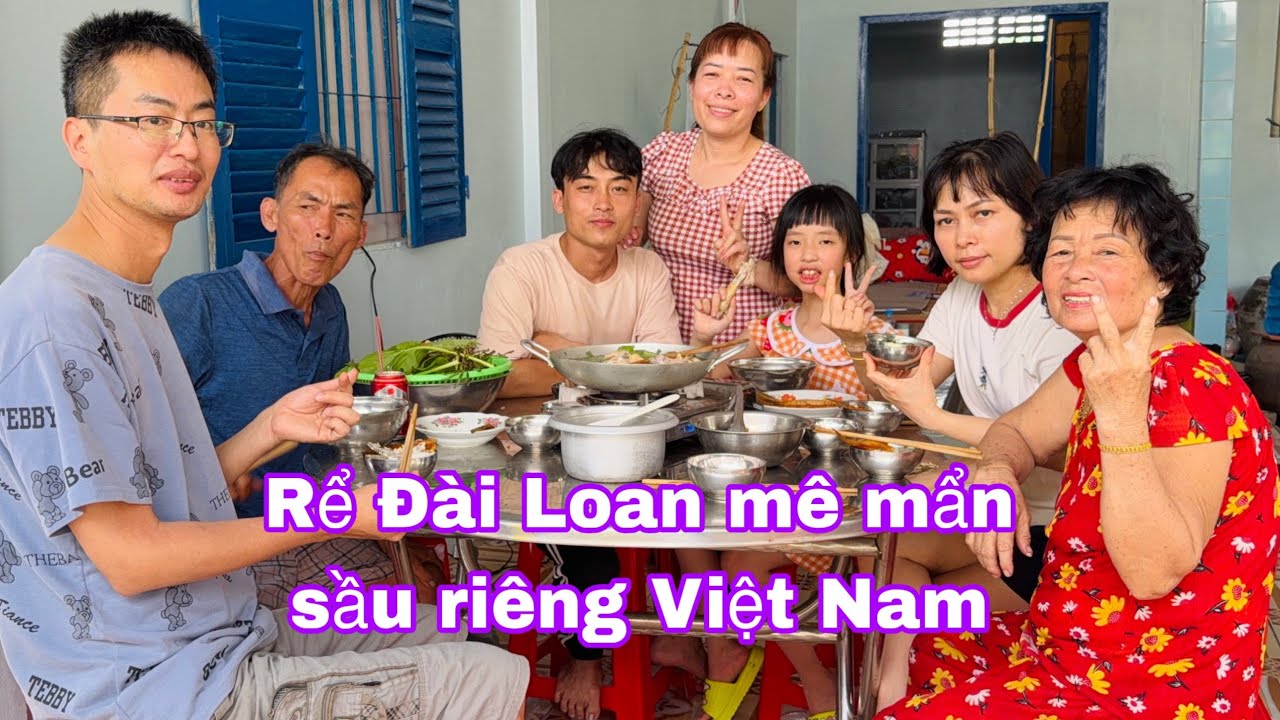 Nấu lẩu gà chanh ớt cho gia đình ăn trước đám cưới em trai @thaophuongcuocsongDaiLoan 