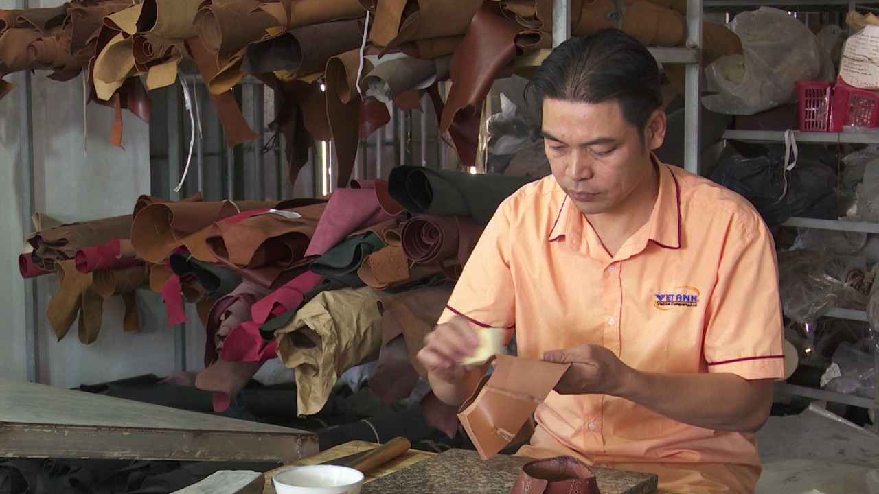Quá trình sản xuất giầy da thủ công